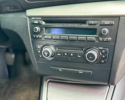 Серый БМВ 1 Серия, объемом двигателя 2 л и пробегом 330 тыс. км за 6499 $, фото 15 на Automoto.ua