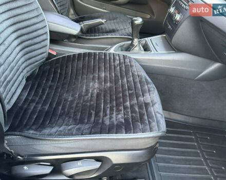 Серый БМВ 1 Серия, объемом двигателя 2 л и пробегом 220 тыс. км за 7400 $, фото 22 на Automoto.ua