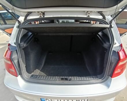 Серый БМВ 1 Серия, объемом двигателя 2 л и пробегом 306 тыс. км за 7500 $, фото 10 на Automoto.ua