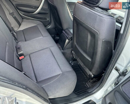 Серый БМВ 1 Серия, объемом двигателя 2 л и пробегом 220 тыс. км за 7400 $, фото 26 на Automoto.ua