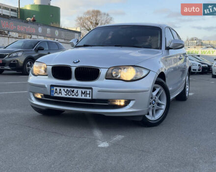 Серый БМВ 1 Серия, объемом двигателя 2 л и пробегом 220 тыс. км за 7400 $, фото 9 на Automoto.ua