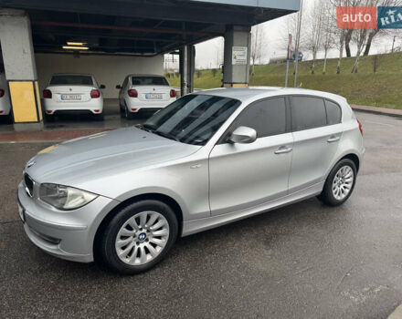 Серый БМВ 1 Серия, объемом двигателя 2 л и пробегом 200 тыс. км за 7550 $, фото 2 на Automoto.ua