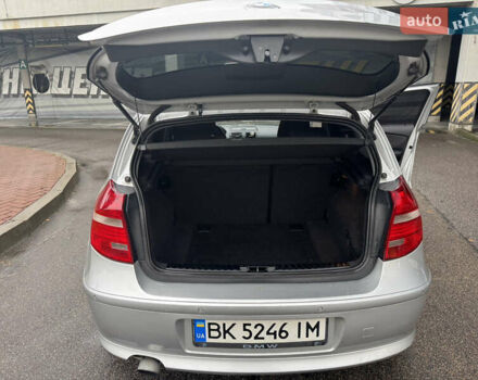 Серый БМВ 1 Серия, объемом двигателя 2 л и пробегом 200 тыс. км за 7550 $, фото 53 на Automoto.ua