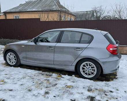 Серый БМВ 1 Серия, объемом двигателя 2 л и пробегом 335 тыс. км за 8800 $, фото 8 на Automoto.ua