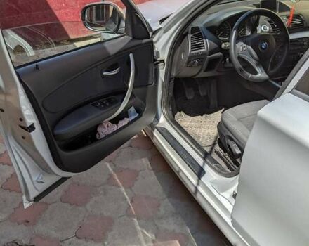 Серый БМВ 1 Серия, объемом двигателя 2 л и пробегом 185 тыс. км за 8500 $, фото 4 на Automoto.ua