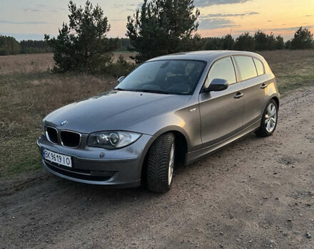 Серый БМВ 1 Серия, объемом двигателя 2 л и пробегом 260 тыс. км за 11600 $, фото 3 на Automoto.ua