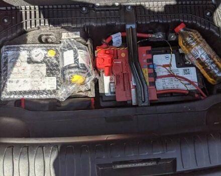 Серый БМВ 1 Серия, объемом двигателя 2 л и пробегом 185 тыс. км за 8500 $, фото 13 на Automoto.ua