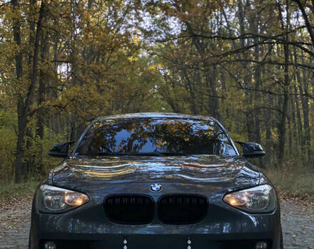 Серый БМВ 1 Серия, объемом двигателя 1.6 л и пробегом 270 тыс. км за 9999 $, фото 3 на Automoto.ua