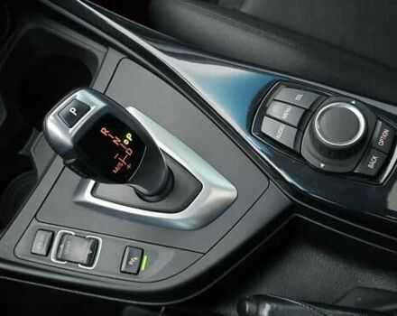 Сірий БМВ 1 Серія, об'ємом двигуна 2 л та пробігом 123 тис. км за 13500 $, фото 10 на Automoto.ua