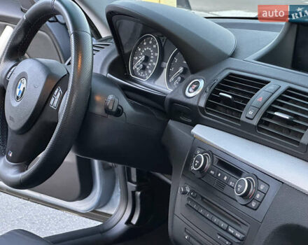 Серый БМВ 1 Серия, объемом двигателя 2.98 л и пробегом 230 тыс. км за 14000 $, фото 25 на Automoto.ua