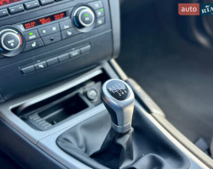 Серый БМВ 1 Серия, объемом двигателя 2 л и пробегом 135 тыс. км за 7900 $, фото 15 на Automoto.ua