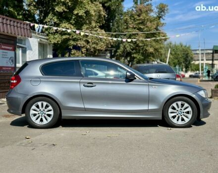 Серый БМВ 1 Серия, объемом двигателя 2 л и пробегом 135 тыс. км за 7900 $, фото 4 на Automoto.ua