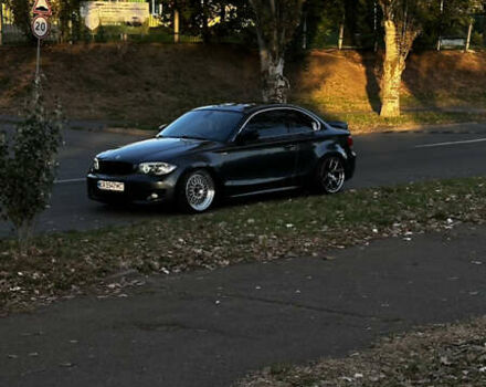 Серый БМВ 1 Серия, объемом двигателя 3 л и пробегом 215 тыс. км за 14500 $, фото 6 на Automoto.ua