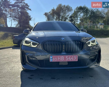 Серый БМВ 1 Серия, объемом двигателя 2 л и пробегом 170 тыс. км за 25000 $, фото 2 на Automoto.ua