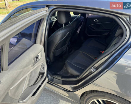 Серый БМВ 1 Серия, объемом двигателя 2 л и пробегом 170 тыс. км за 25000 $, фото 11 на Automoto.ua