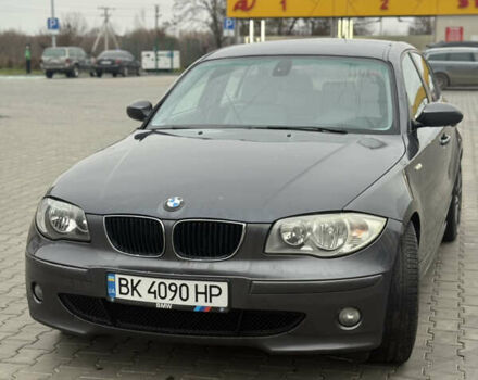Серый БМВ 1 Серия, объемом двигателя 2 л и пробегом 310 тыс. км за 6999 $, фото 1 на Automoto.ua