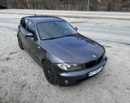 Серый БМВ 1 Серия, объемом двигателя 2 л и пробегом 264 тыс. км за 7200 $, фото 1 на Automoto.ua