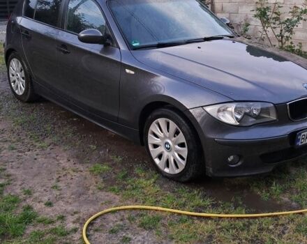 Серый БМВ 1 Серия, объемом двигателя 2 л и пробегом 220 тыс. км за 4513 $, фото 1 на Automoto.ua