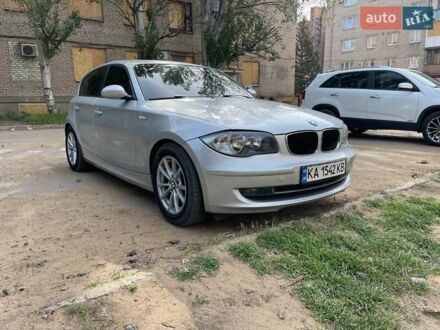 БМВ 1 Серия 2007 в Славянске на Automoto.ua Серый БМВ 1 Серия, объемом двигателя 2 л и пробегом 340 тыс. км за 6400 $, фото 1 на Automoto.ua