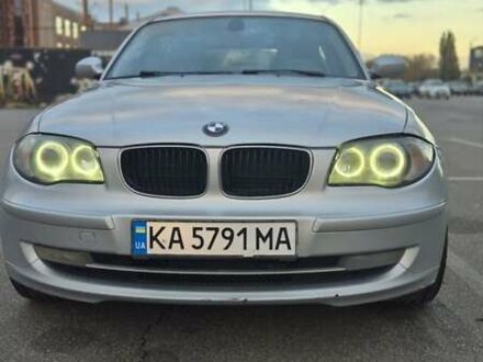 Серый БМВ 1 Серия, объемом двигателя 2 л и пробегом 278 тыс. км за 6500 $, фото 1 на Automoto.ua