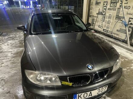 Серый БМВ 1 Серия, объемом двигателя 1.6 л и пробегом 190 тыс. км за 3500 $, фото 1 на Automoto.ua