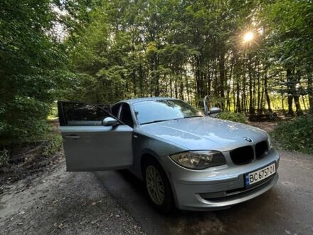 БМВ 1 Серия 2008 в Яворове на Automoto.ua Серый БМВ 1 Серия, объемом двигателя 2 л и пробегом 329 тыс. км за 6850 $, фото 1 на Automoto.ua