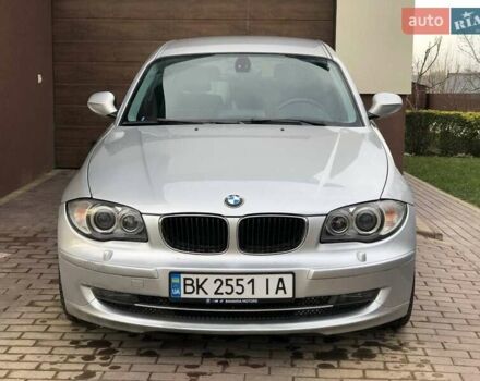 Серый БМВ 1 Серия, объемом двигателя 2 л и пробегом 230 тыс. км за 7500 $, фото 1 на Automoto.ua