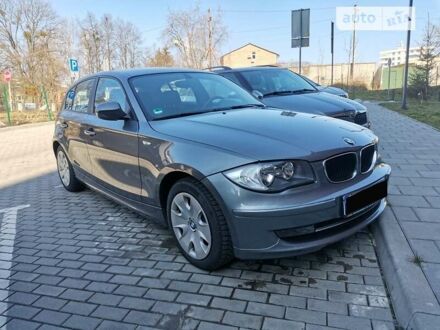 БМВ 1 Серія 2010 у Львові на Automoto.ua Сірий БМВ 1 Серія, об'ємом двигуна 2 л та пробігом 169 тис. км за 8500 $, фото 1 на Automoto.ua