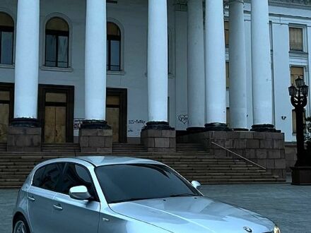 Серый БМВ 1 Серия, объемом двигателя 2 л и пробегом 308 тыс. км за 6799 $, фото 1 на Automoto.ua