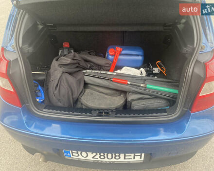 Синий БМВ 1 Серия, объемом двигателя 1.6 л и пробегом 264 тыс. км за 5000 $, фото 8 на Automoto.ua