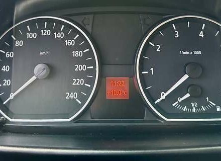 Синий БМВ 1 Серия, объемом двигателя 2 л и пробегом 250 тыс. км за 6999 $, фото 18 на Automoto.ua