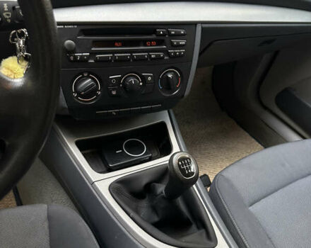 Синий БМВ 1 Серия, объемом двигателя 1.6 л и пробегом 275 тыс. км за 5450 $, фото 8 на Automoto.ua