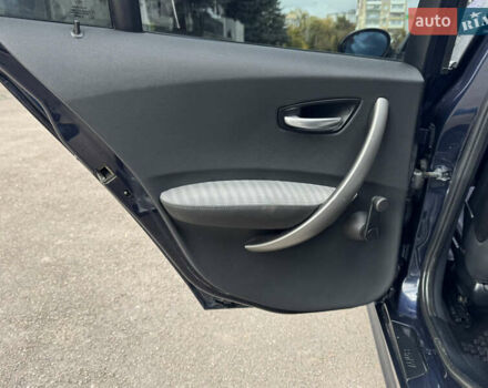 Синий БМВ 1 Серия, объемом двигателя 2 л и пробегом 299 тыс. км за 4999 $, фото 45 на Automoto.ua