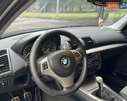 Синий БМВ 1 Серия, объемом двигателя 2 л и пробегом 280 тыс. км за 4650 $, фото 44 на Automoto.ua