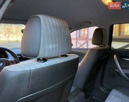 Синій БМВ 1 Серія, об'ємом двигуна 2 л та пробігом 350 тис. км за 5600 $, фото 46 на Automoto.ua