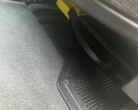 Синий БМВ 1 Серия, объемом двигателя 1.6 л и пробегом 264 тыс. км за 5000 $, фото 9 на Automoto.ua