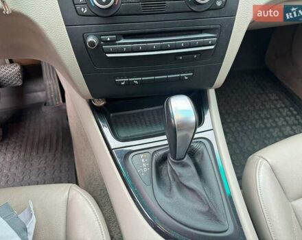 Синій БМВ 1 Серія, об'ємом двигуна 2 л та пробігом 167 тис. км за 9000 $, фото 30 на Automoto.ua