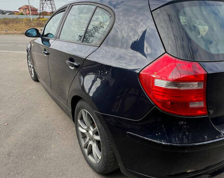 Синий БМВ 1 Серия, объемом двигателя 2 л и пробегом 249 тыс. км за 5100 $, фото 5 на Automoto.ua
