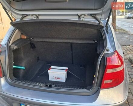 Синій БМВ 1 Серія, об'ємом двигуна 2 л та пробігом 200 тис. км за 5650 $, фото 5 на Automoto.ua