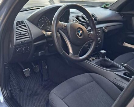 Синій БМВ 1 Серія, об'ємом двигуна 2 л та пробігом 200 тис. км за 5650 $, фото 12 на Automoto.ua