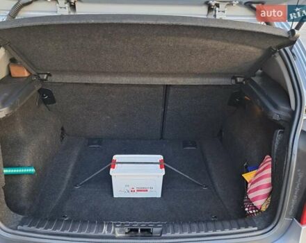 Синій БМВ 1 Серія, об'ємом двигуна 2 л та пробігом 200 тис. км за 5650 $, фото 6 на Automoto.ua