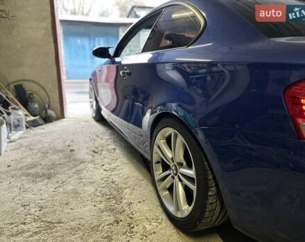 Синий БМВ 1 Серия, объемом двигателя 2 л и пробегом 250 тыс. км за 10500 $, фото 12 на Automoto.ua