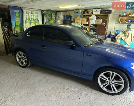 Синий БМВ 1 Серия, объемом двигателя 2 л и пробегом 250 тыс. км за 10500 $, фото 3 на Automoto.ua