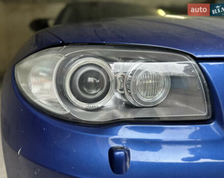 Синий БМВ 1 Серия, объемом двигателя 2 л и пробегом 250 тыс. км за 10500 $, фото 5 на Automoto.ua