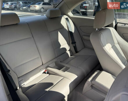 Синій БМВ 1 Серія, об'ємом двигуна 3 л та пробігом 143 тис. км за 13500 $, фото 26 на Automoto.ua