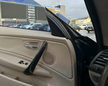 Синій БМВ 1 Серія, об'ємом двигуна 3 л та пробігом 65 тис. км за 9500 $, фото 17 на Automoto.ua