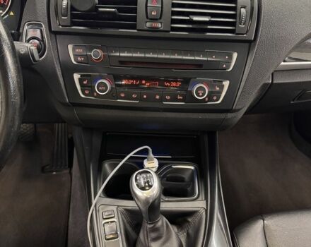 Синій БМВ 1 Серія, об'ємом двигуна 2 л та пробігом 250 тис. км за 11000 $, фото 1 на Automoto.ua