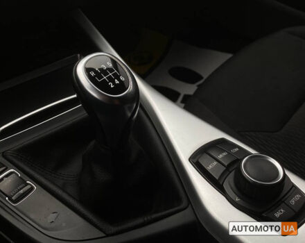 БМВ 118 2017 в Мукачеве на Automoto.ua Черный БМВ 118, объемом двигателя 1.5 л и пробегом 160 тыс. км за 15500 $, фото 16 на Automoto.ua