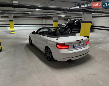 Белый БМВ 2 Серия, объемом двигателя 2 л и пробегом 55 тыс. км за 24000 $, фото 7 на Automoto.ua