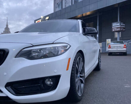 Білий БМВ 2 Серія, об'ємом двигуна 2 л та пробігом 217 тис. км за 12900 $, фото 8 на Automoto.ua